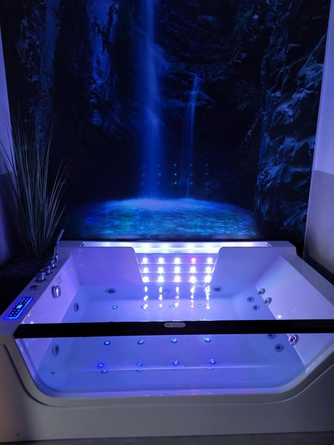 Robson Beach I Sauna, Jacuzzi Międzywodzie Kültér fotó